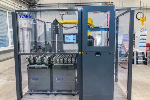 Hermle C32 mit LANG Technik RoboTrex