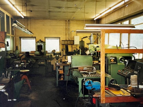 1982: Gründung der Fa. LANG Werkzeugbau durch Josef Lang
