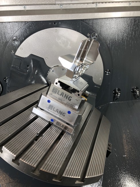 Cnc vise from LANG Techni machines	blank in a machine tool